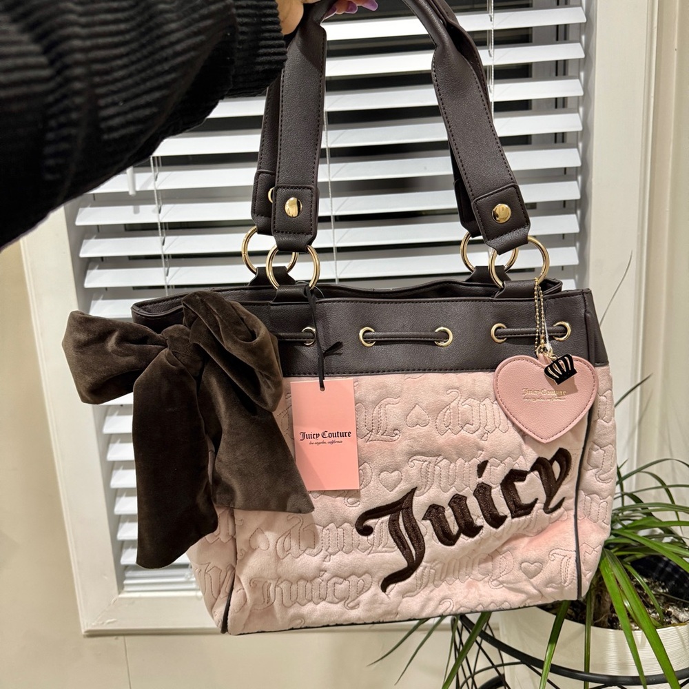 Juicy Couture Vintage Dreams Tote - Dusty Blush Chocolate